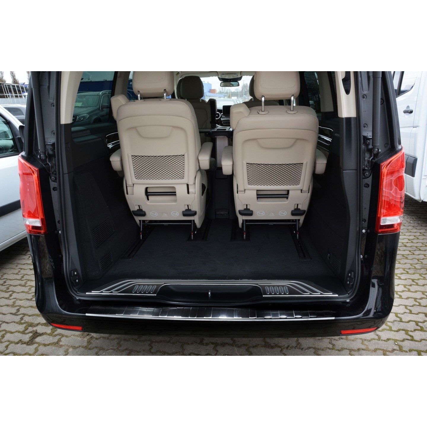 Protection Seuil Coffre Mercedes V Classe Vito W447 2014- - Acier Inox Revêtement Poudre Noir Tuning-art