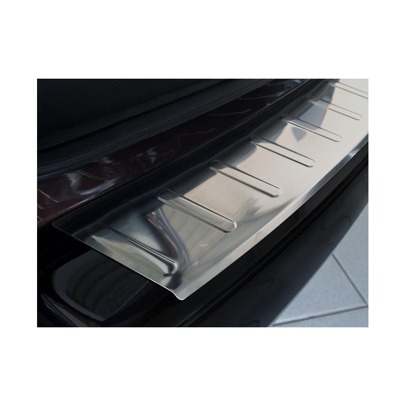Protection de seuil de coffre Peugeot 3008 II acier inox