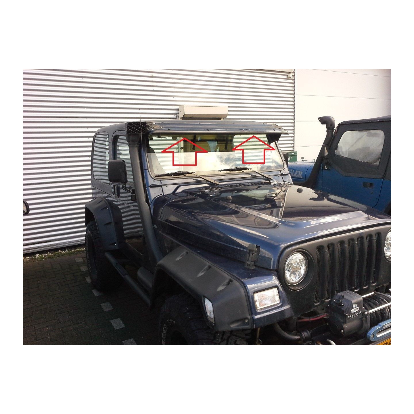 Fixation Noire Pour Pare-soleil Jeep Wrangler TJ - Marque Jeeper Store - Neuf