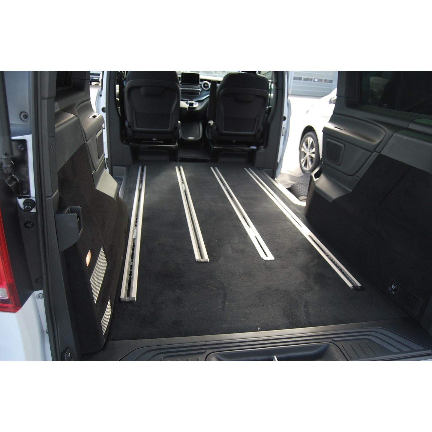 Tapis De Coffre Caoutchouc Mercedes Vito W447 XL - Sur Mesure, Imperméable, Rebord 2 Cm (2014+) - 7