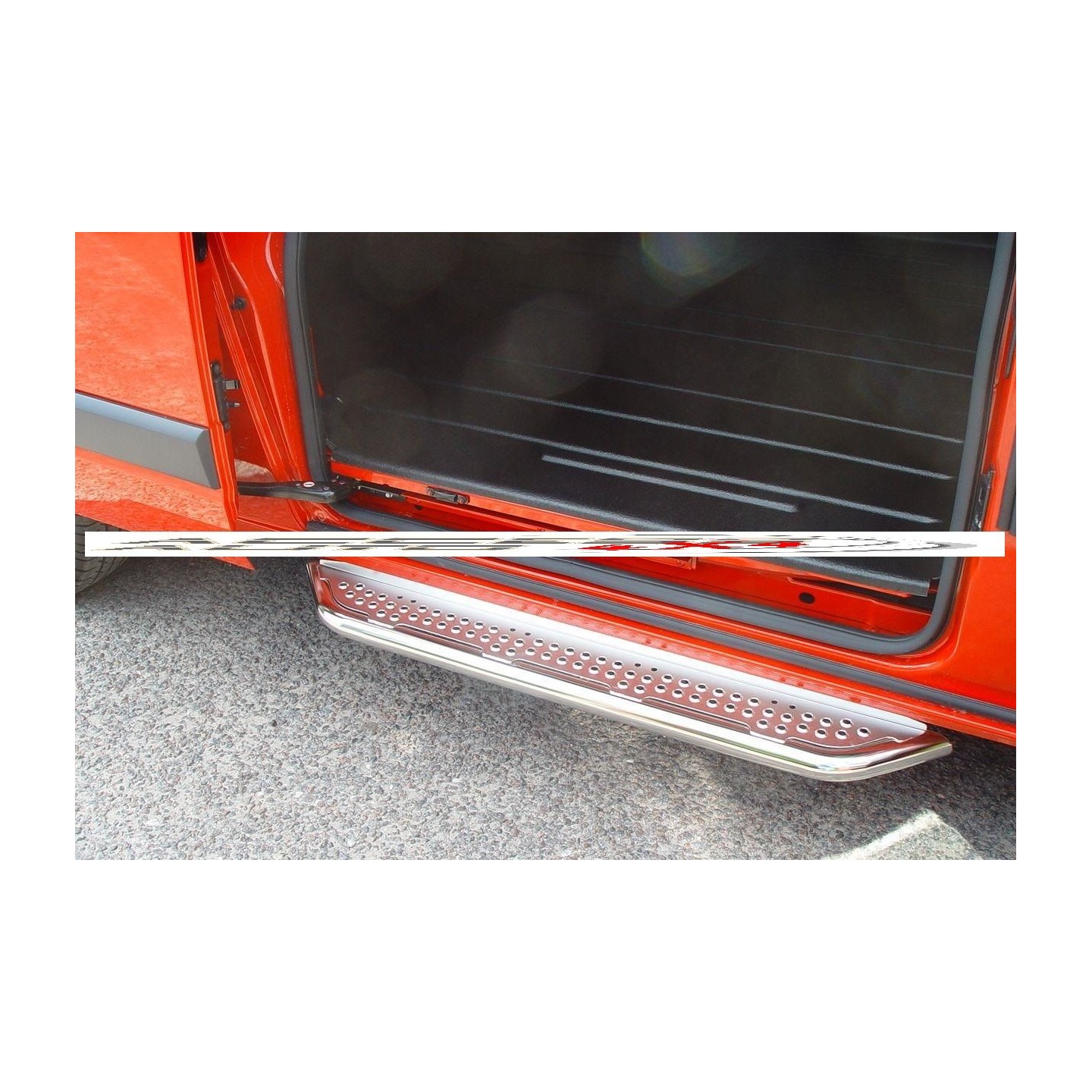 Kit 5 Modanature Laterali In Acciaio Inox Per VW Transporter T5 (2003-2015) – OMAC – Cromate, Con Nastro Biadesivo – Plug & Play