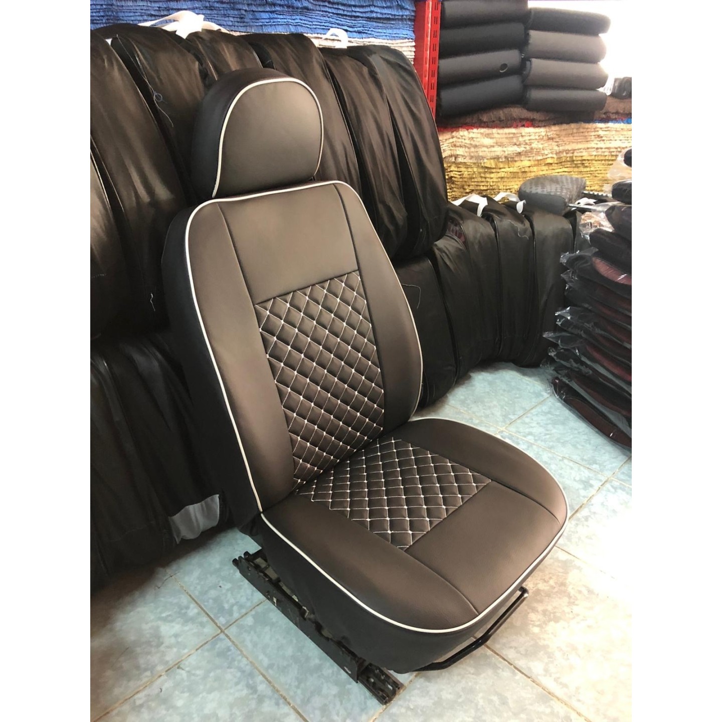 Housse De Siège Conducteur En Cuir Matelassé Pour Ford Transit Custom (à Partir De 2013) - Noir - Protection Anti-usure - 10