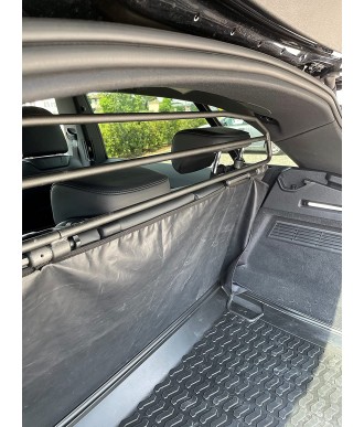 Grille Pare Chien AUDI Q8 2019 AUJOURD'HUI metal 2 - Access Utilitaire - Vente en ligne d'accessoires auto et Véhicules Utilitaires