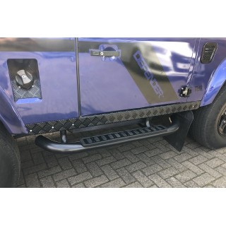 MARCHE PIEDS LAND ROVER DEFENDER 90 3 portes 2003-2019 Tubulaire Noir