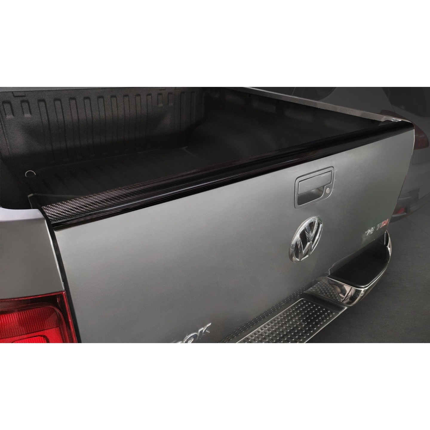 CHROMEMASTER Protection Rebord Benne VW Amarok 2010-2016 - Anti-Rayures, Montage Facile
