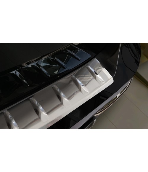 SEUIL DE COFFRE BMW SERIE 7 LIMOUSINE PACK M 2023 AUJOURD'HUI INOX POLI
