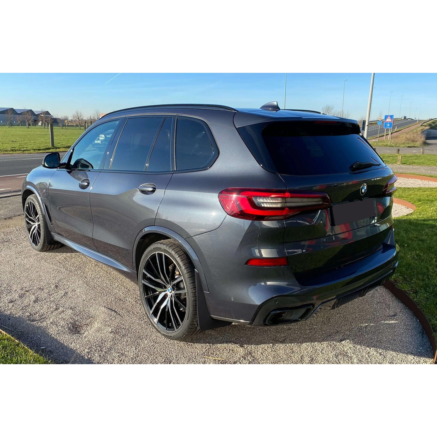 Kit Complet De Bavettes Avant + Arrière Pour BMW X5 E70 – Neuf