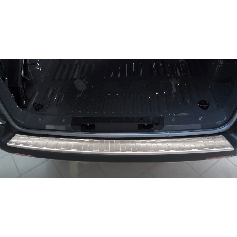 Wimbledon Trade Chrome Rear Trunk Trim – VW T5 Transporter, Caravelle, Multivan – Stainless Steel