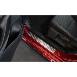 seuil de porte TOYOTA YARIS CROSS 2021 AUJOURD'HUI INOX POLI 4 PIECES