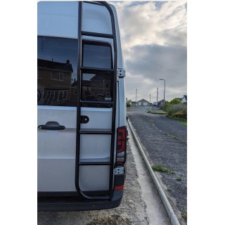 Porte Echelle MAN TGE 2017 AUJOURD'HUI fixation sur charnieres sur Porte Arriere Droite