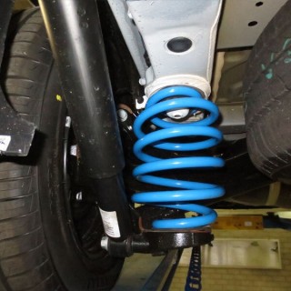 Ressort VOLKSWAGEN T5 2003 2015  SET Ressorts Renforcés 300 - 500kgs 2 pieces ARRIERE + 30mm