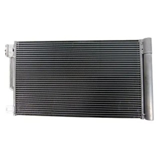 Condenseur de climatisation Alfa Giulietta 1.4 1.8 TB Fiat Grande Punto 1.2 1.4 REF 55700406