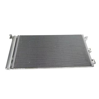 Condenseur de climatisation Fiat Panda Type 169 1.1 1.2 1.4 1.3 JTD 1108 / 1242 / 1368 ccm avec déshydrateur REF 46798100
