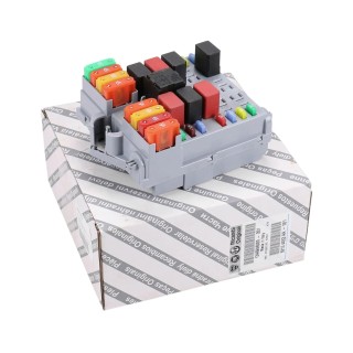 Boîte à fusibles origine Fiat Ducato Type 250 3.0 JTD Euro 4 / 5 Citroen Jumper Peugeot Boxer  REF 1349946080