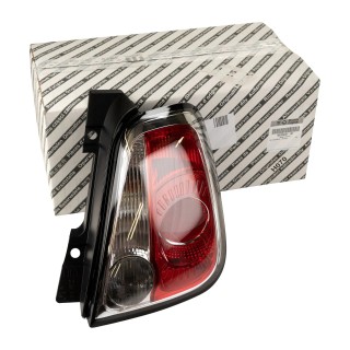 Feu arrière droit bordure noire origine Fiat 500+Abarth Cabrio  Black Line  P21W + PY21W + RY10W REF 51934478