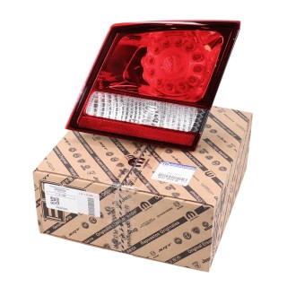 Feu arrière interieur droit origine Fiat Freemont REF K68078516AE