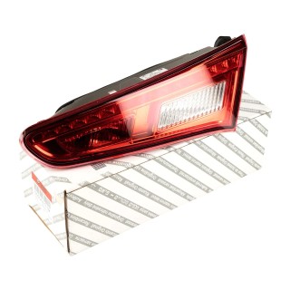 Feu arrière interieur droit origine Alfa Roméo Giulietta REF 50531132
