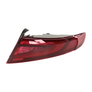 Feu arrière exterieur droit origine Alfa Romeo Giulia  2016+  REF 50562730