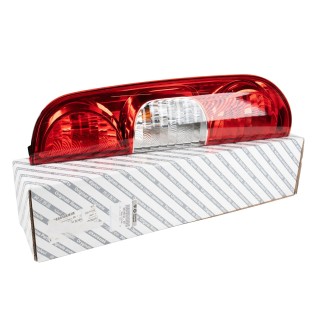 Feu arrière droit avec partie électrique origine Fiat Doblo 2005+  REF 51755144