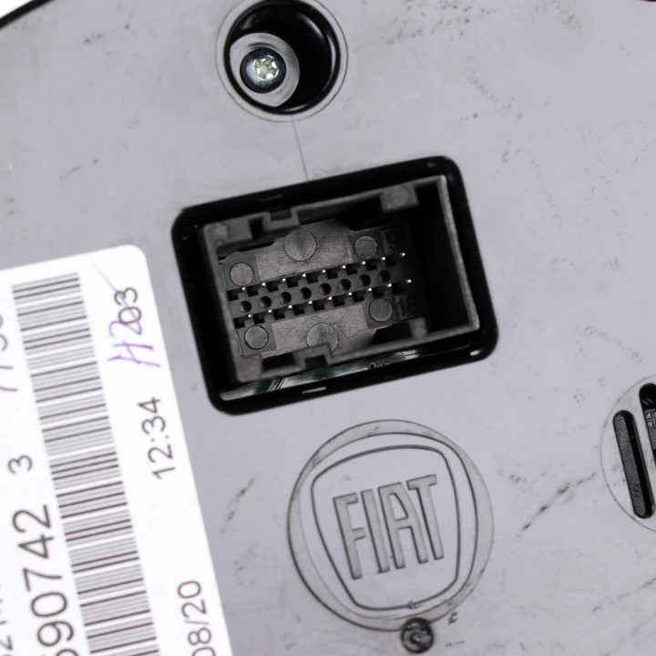 Tableau de bord du compteur de vitesse origine Fiat 500  2012  2015  REF 735590742 - AccessAuto4x4 Tableau de bord du compteur de vitesse origine Fiat 500  2012  2015  REF 735590742 - AccessAuto4x4