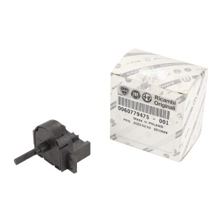commutateur de ventilateur origine Fiat Marea Multipla Alfa Romeo 145 / 146 REF 60779475