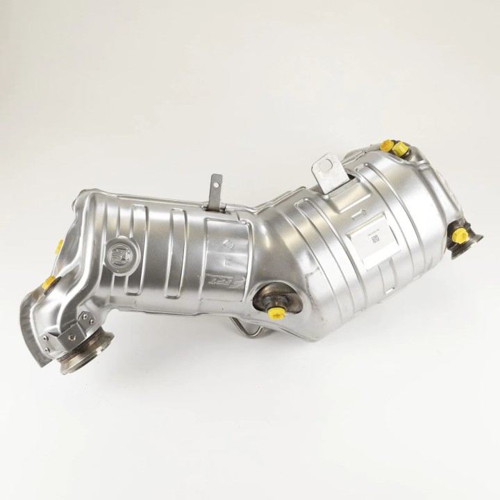 Catalyseur origine Fiat 500L 2017-2022 Fiat Punto 2013-2018 Fiat Tipo-Egea 2015+ REF 55273413 Catalyseur origine Fiat 500L 2017-2022 Fiat Punto 2013-2018 Fiat Tipo-Egea 2015+ REF 55273413