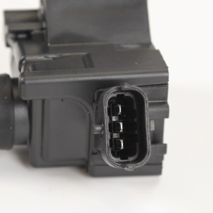 Bobine d'allumage origine Alfa Romeo Junior 2024+ Fiat 600 2023+ Fiat Doblo 2022+ Jeep Avenger 2023+ REF 9808653680 - AccessAuto Bobine d'allumage origine Alfa Romeo Junior 2024+ Fiat 600 2023+ Fiat Doblo 2022+ Jeep Avenger 2023+ REF 9808653680 - AccessAuto