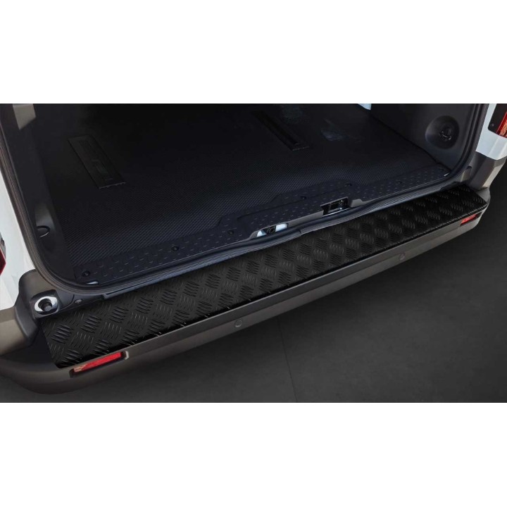 SEUIL DE COFFRE NISSAN NV300 2014 2021 INOX NOIR SATINE SEUIL DE COFFRE NISSAN NV300 2014 2021 INOX NOIR SATINE