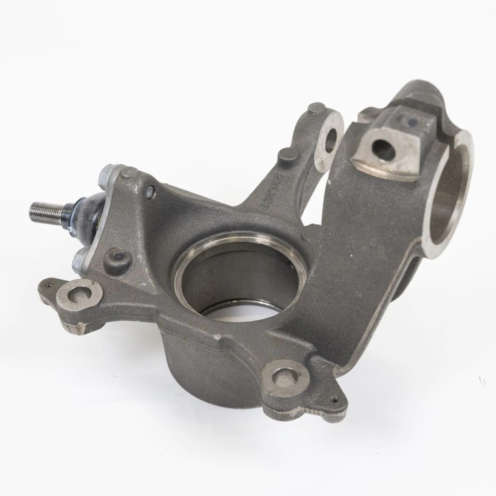 Fusée d'essieu avant gauche origine Fiat Ducato  2014+  REF 52217718 Fusée d'essieu avant gauche origine Fiat Ducato  2014+  REF 52217718