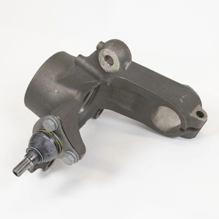 Fusée d'essieu avant gauche origine Fiat Ducato  2014+  REF 52217718 Fusée d'essieu avant gauche origine Fiat Ducato  2014+  REF 52217718