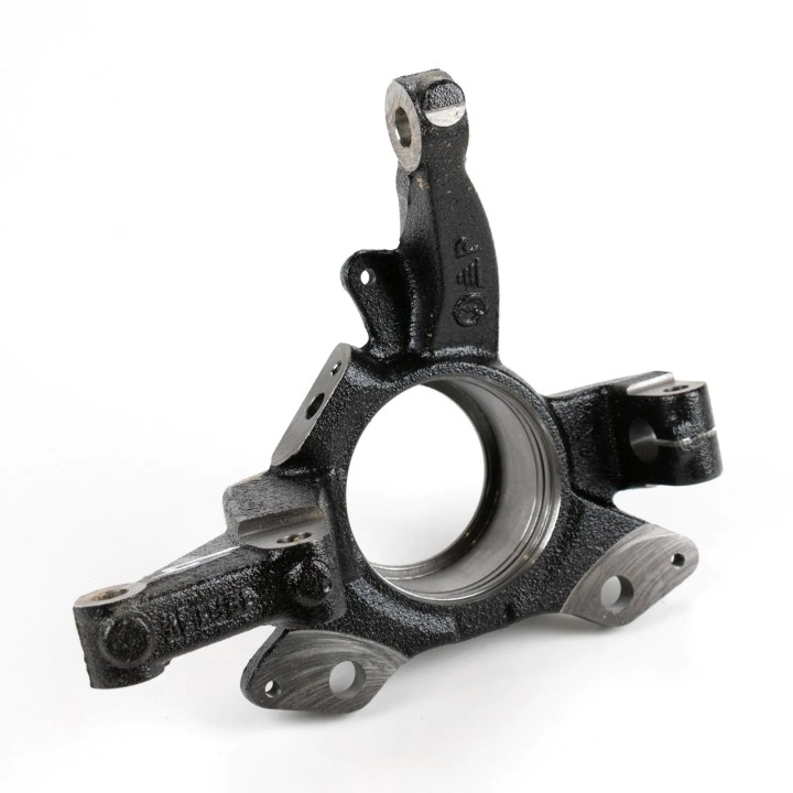 Fusée avant droit origine Fiat Panda 2003-2012 REF 51857226 Fusée avant droit origine Fiat Panda 2003-2012 REF 51857226