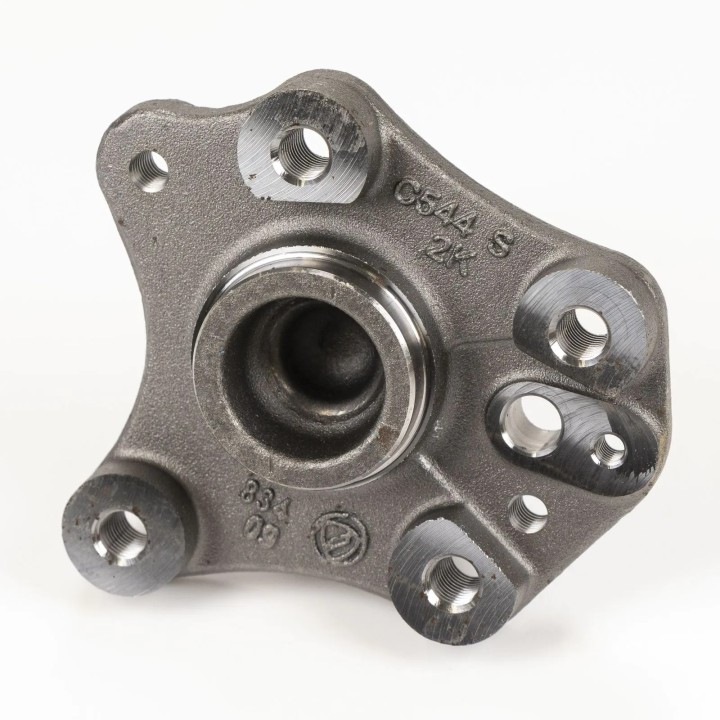 Fusée arriere gauche origine Fiat 500, Idea , Panda Lancia Musa Fusée arriere gauche origine Fiat 500, Idea , Panda Lancia Musa