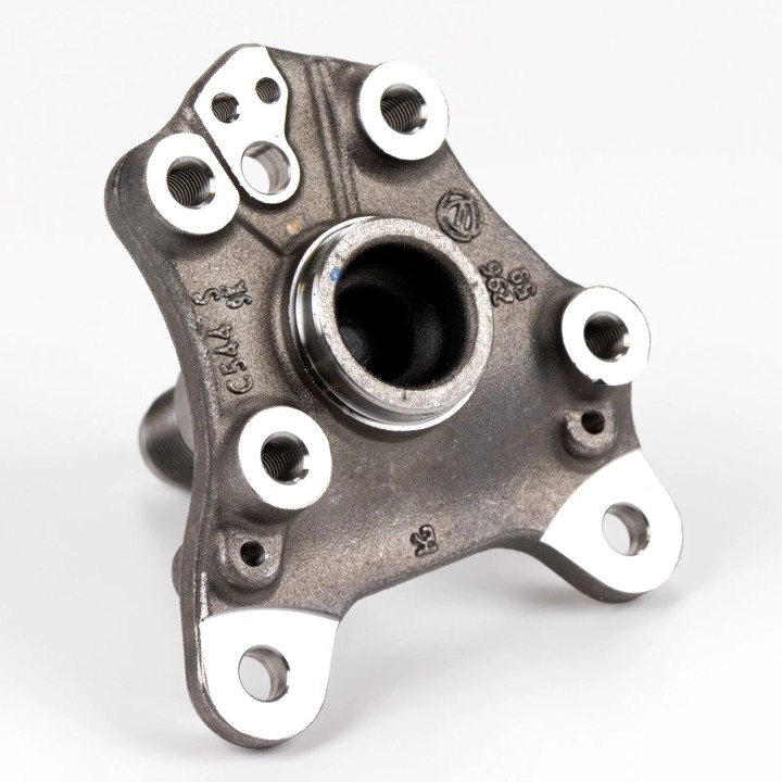 Fusée arriere gauche origine Fiat 500 1.4 Abarth 500 REF 51857092 Fusée arriere gauche origine Fiat 500 1.4 Abarth 500 REF 51857092