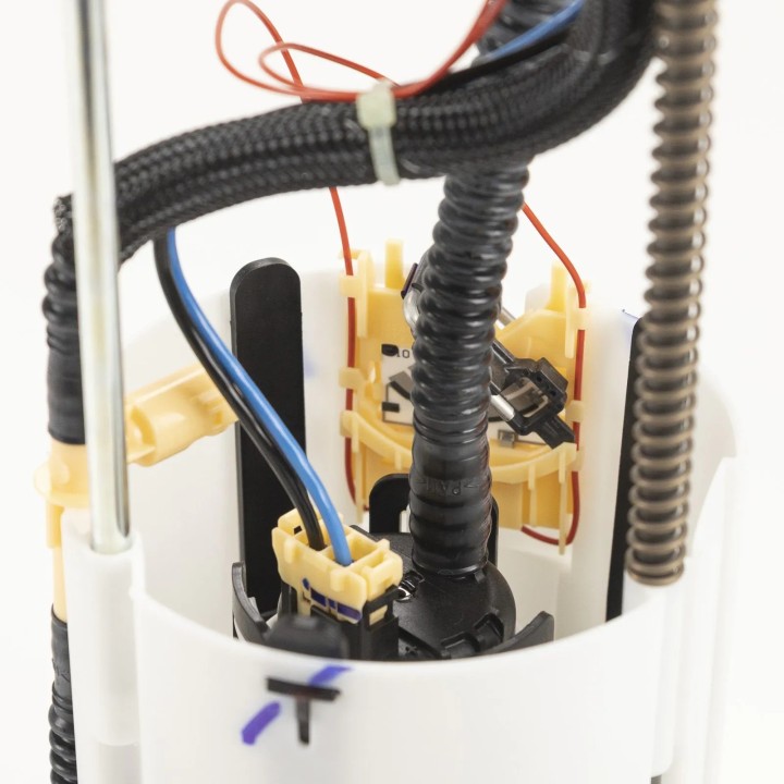 Pompe à carburant electrique origine Fiat Ducato 2018+ REF 1395776080 Pompe à carburant electrique origine Fiat Ducato 2018+ REF 1395776080