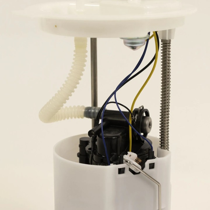 Pompe à carburant electrique  Fiat Panda 2012+ REF 52041066 Pompe à carburant electrique  Fiat Panda 2012+ REF 52041066