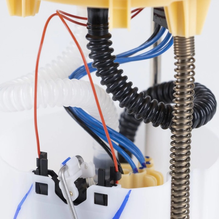 Pompe à carburant origine Fiat Talento 2016-2021 REF 6000640006 Pompe à carburant origine Fiat Talento 2016-2021 REF 6000640006