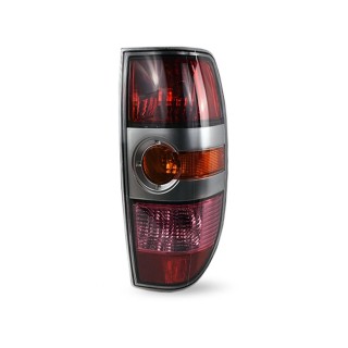 Feu arriere droit MAZDA BT50 2006 2008 REF UR56-51-150D