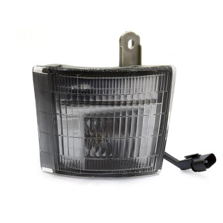 Feu angle droit Mitsubishi Canter 1996 2005  REF ML113083