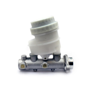 Mitsubishi Canter 4.9 L Oil Pump REF ME221756
