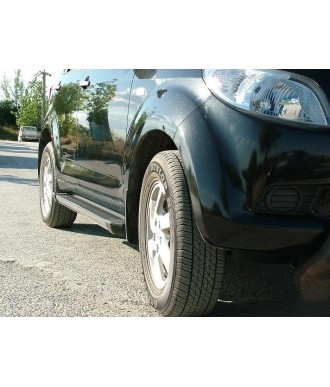 marche pieds aluminium plat noir TRV DAIHATSU TERIOS 2005 - Access Utilitaire - Vente en ligne d'accessoires auto et Véhicules Utilitaires