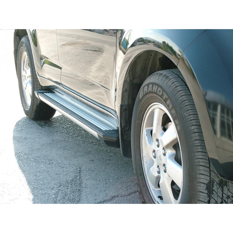 marche pieds aluminium plat GRD DAIHATSU TERIOS 2005 - Access Utilitaire - Vente en ligne d'accessoires auto et Véhicules Utilitaires