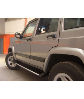 marche pieds aluminium plat noir-JEEP-GRAND-CHEROKEE-1993-1998- - Access Utilitaire - Vente en ligne d'accessoires auto et Véhicules Utilitaires