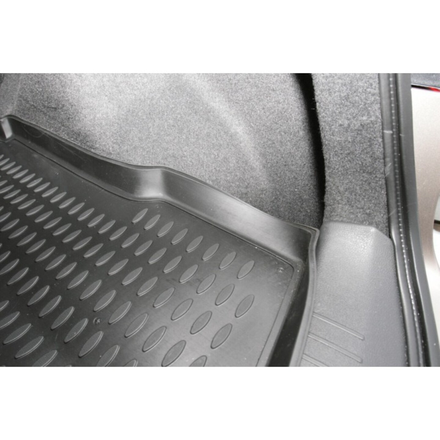 ASC Tappetini Auto Su Misura Per Hyundai Ix35 (2009-2015) - Set 4 Pezzi In Gomma Con Battitacco E Clip Antiscivolo